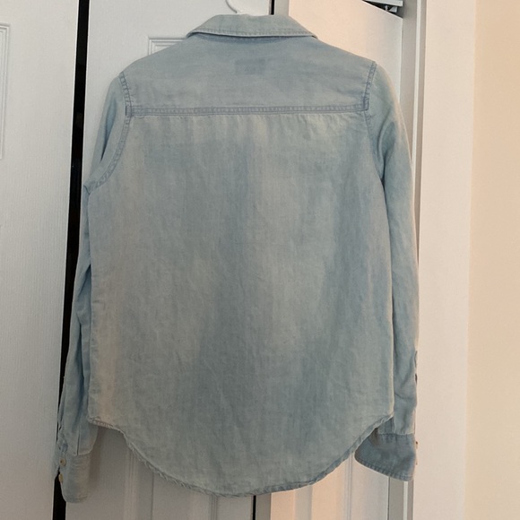 Universal Thread button-up denim shirt - Picture 4 of 4